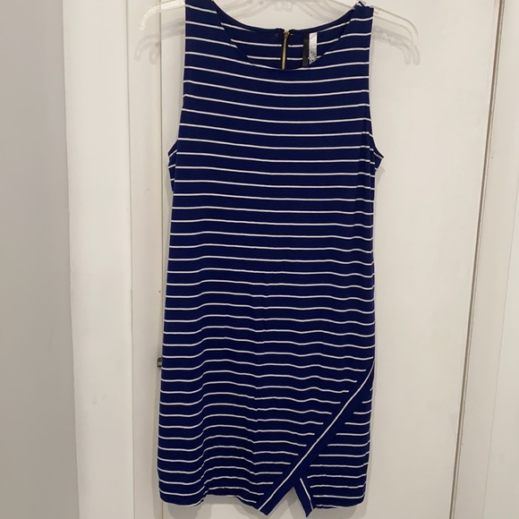 Kensie Striped Jersey Dress, NWOT - Picture 2 of 11